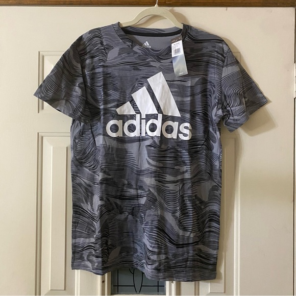 Adidas Camo Allover Print Tee Gray Black White Boys Size XL 18/20 - Picture 2 of 7
